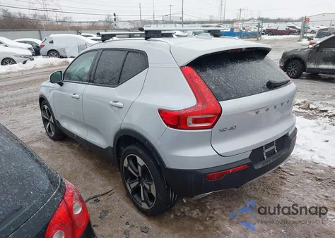 2020 Volvo Xc40 T5 Momentum from USA, damaged, VIN YV4162UK9L2270554